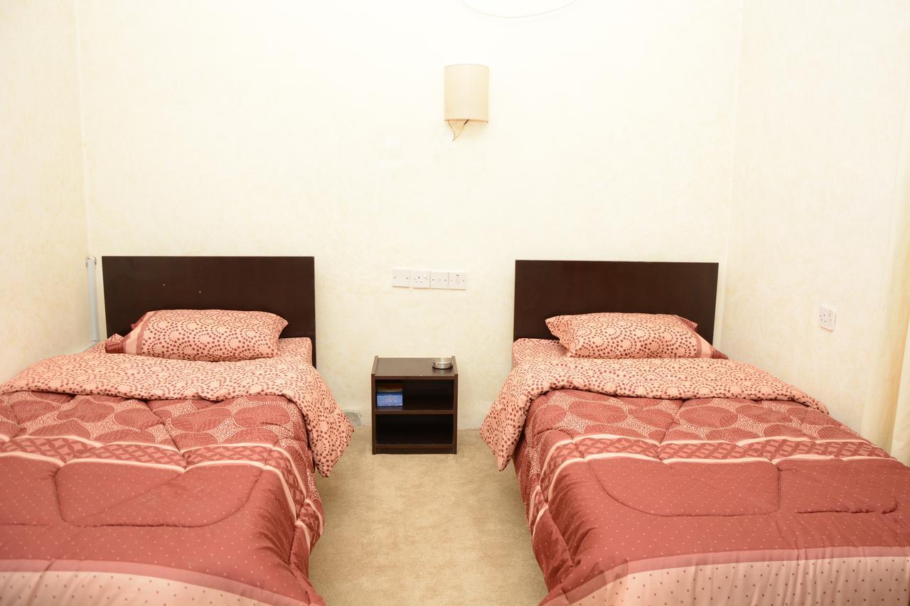 Teeba Palace Hotel Suites Amman Esterno foto