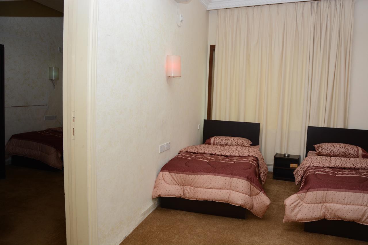 Teeba Palace Hotel Suites Amman Esterno foto